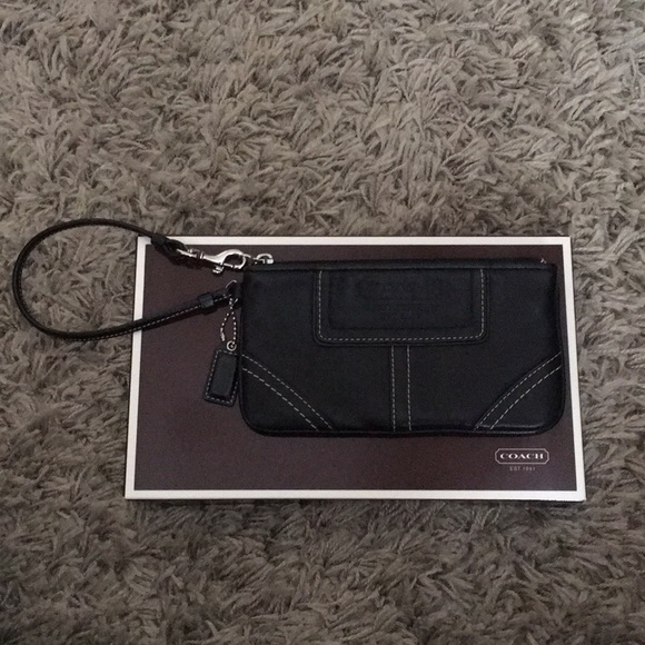 **SOLD** Coach Black Leather Wristlet - Picture 2 of 5